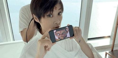 娱乐爆料李宇春视频播放,春春魅力依旧！