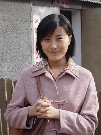 于洋王雅捷视频,演绎青春活力，共筑美好未来